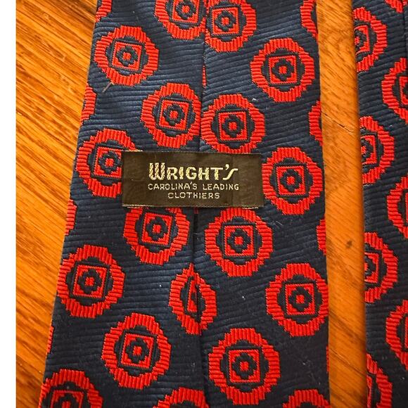 Vintage Polyester Red and Blue Tie Wright's Carolina's Leading Clothiers - Picture 3 of 5